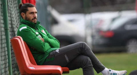 Mestan'dan Hurmacı hakkında suç duyurusu