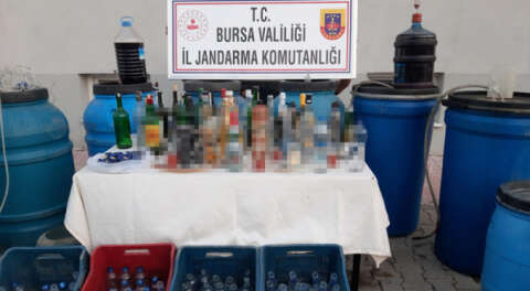 Bursa'da sahte içki operasyonunda 2 kişi yakalandı