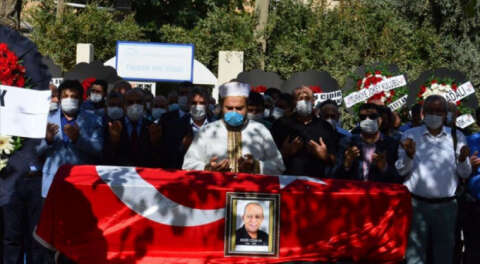 Bekir Coşkun memleketi Şanlıurfa'da toprağa verildi