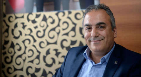 Markar Esayan son yolculuğuna uğurlandı