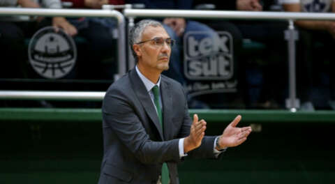 TOFAŞ'ın yeni Baş Antrenörü Hakan Demir oldu