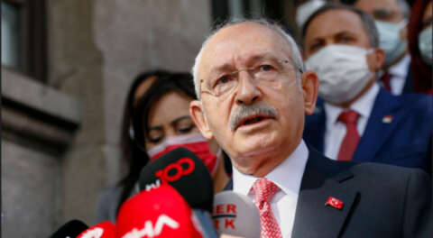 'Rehin alınmış bir Cumhuriyetle karşı karşıyayız'