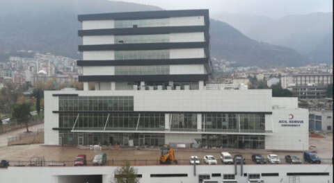 Arkadaşların küfürleşme kavgası cinayetle bitti