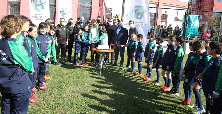 Geleceğin futbol yetenekleri sahaya indi