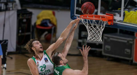 Frutti Extra Bursaspor Slovenya'da mağlup