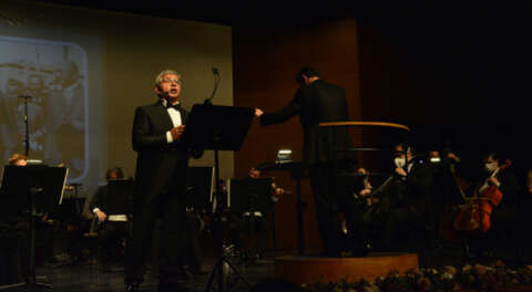 Bursa Senfoni tenor Aydın Uştuk'u konuk etti