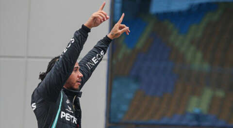 Hamilton 7. şampiyonluğunu İstanbul'da ilan etti