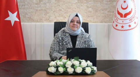 Aile Bakanı Selçuk'un Kovid-19 testi pozitif çıktı