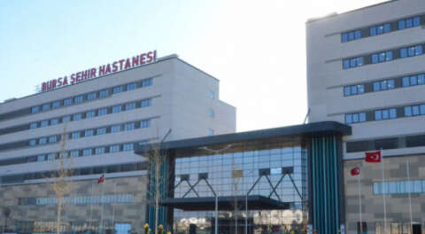 Koronavirüs testi pozitif çıkan mahkum kurtarılamadı