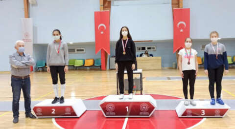 14 Yaş Altı Flöre Açık Turnuvası Bursa'da yapıldı