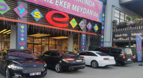 Korona yasağında retoranda kız isteme yemeği!