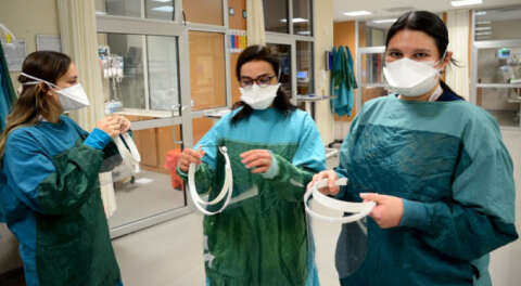 'Hiçbir şey yokmuş gibi davrananlar bizi üzüyor'