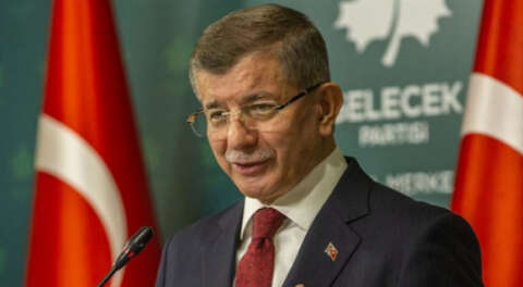 Ahmet Davutoğlu'nun Kovid-19 testi pozitif çıktı