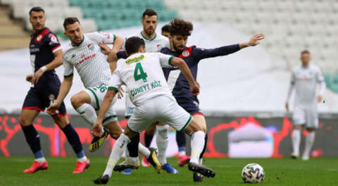 Antalyaspor'a 3-0 yenilen Bursaspor kupadan elendi