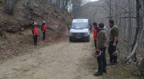 Bursa'da ormanda mahsur kalan kişi kurtarıldı