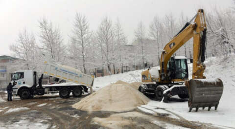 Bursa'nın belediyeleri karla mücadeleye hazır
