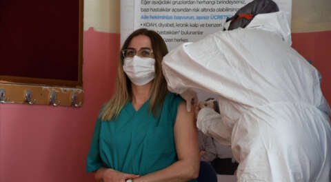 Öğretmenlerin Kovid-19 aşılama süreci nasıl olacak?