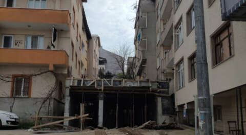 Bursa'da akıllara durgunluk veren inşaat!