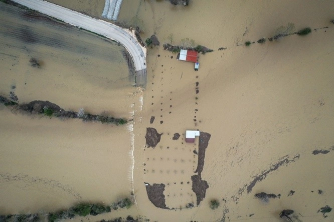 Bursa'da 35 bin dönüm tarım arazisi su altında kaldı