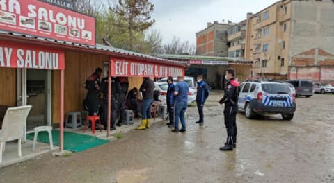 Çay ocağına polis baskını; 11 kişiye ceza kesildi
