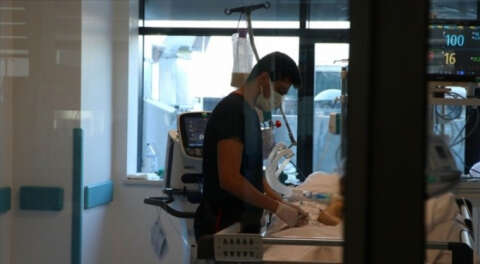 Salgında 1 Mayıs; 373 can kaybı, 28 bin 817 yeni vaka