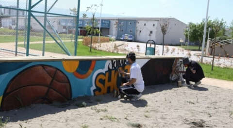Nilüfer'de parklar graffiti ile renkleniyor