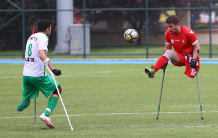 Ampute Futbol Süper Ligi'nde çetin mücadele