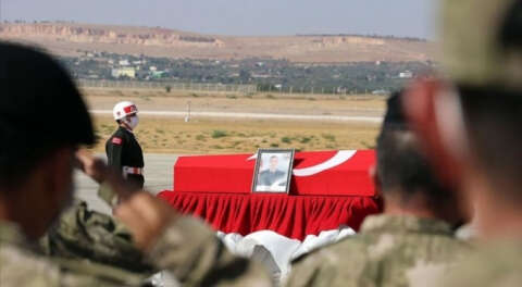 Fırat Kalkanı Harekatı bölgesinde bir asker şehit