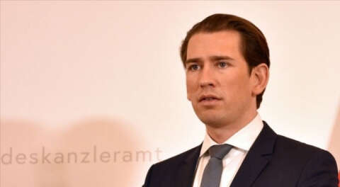 Yolsuzlukla suçlanan Avusturya Başbakanı istifa etti