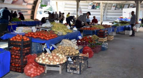 Üretici pazarında sebze ve meyveler aracısız satılıyor