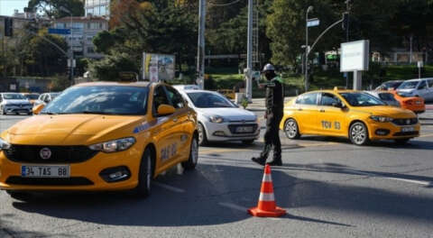 İçişleri Bakanlığı taksi şoförlerine '12 kural'ı hatırlattı