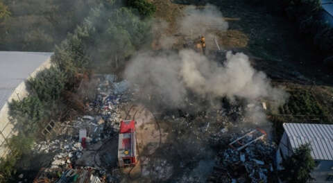 Bursa'da hurda deposunda büyük yangın