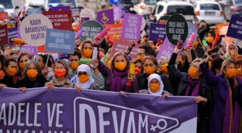 Kadınlar şiddete karşı haykırdı: Mücadele ve dayanışmaya devam