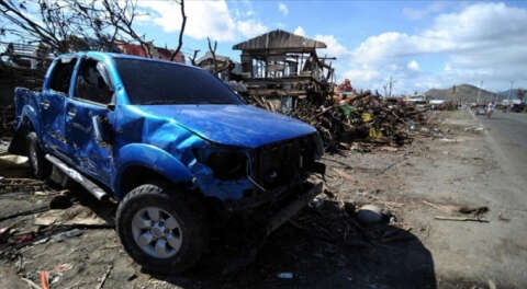 Rai Tayfunu'nun vurduğu Filipinler'de ölü sayısı 375'e yükseldi
