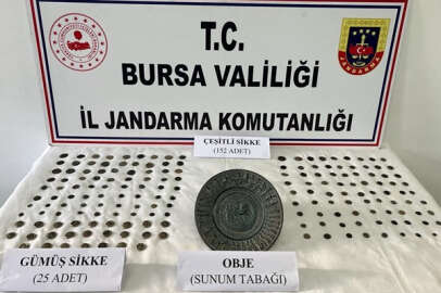 Durdurulan araçtan tarihi eserler çıktı