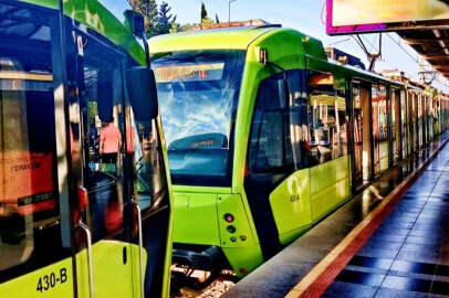 Sağlık çalışanlarının ücretsiz toplu taşıma süresi uzatıldı