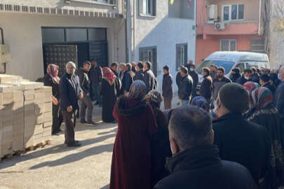 Evinin çatısını yaparken düşen kişi yaşamını yitirdi