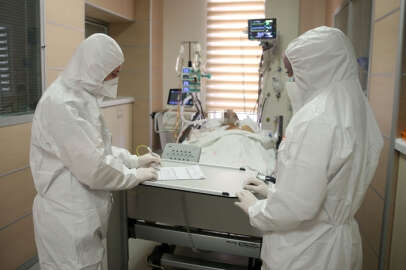 Kovid-19 salgınında en yüksek günlük vaka sayısı kaydedildi