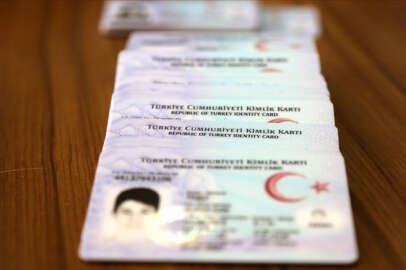 Kimlik kartlarına e-İmza yükleme işlemleri başlıyor