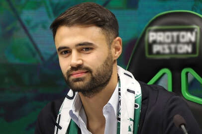 Milli futbolcu trafik kazasında hayatını kaybetti