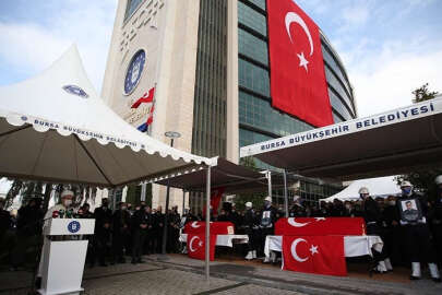 Trafik kazasında ölen itfaiye erlerine veda
