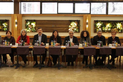 8 parti yeni bir ittifak için harekete geçti