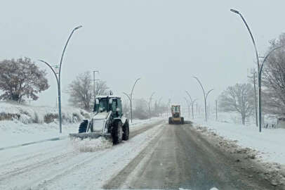Bursa'da kardan kapanan 507 köy yolu ulaşıma açıldı