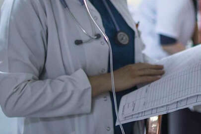 Hekim açığı artıyor; İstifa eden edene...