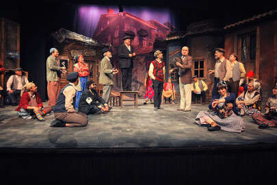 Bursa Devlet Tiyatrosu 'Keşanlı Ali Destanı'nı AKM'de sahneleyecek