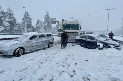 Düzce'de zincirleme kaza; 30 araç birbirine girdi