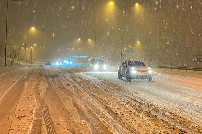 Bursa-İzmir karayolunda ulaşım aksıyor