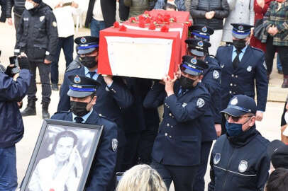 Usta oyuncu Fatma Girik, Bodrum'da defnedildi