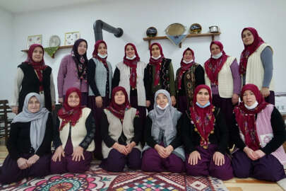 Kurdukları kooperatif köylü kadınların ekmek teknesi oldu