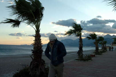 Bursa için salı ve çarşamba günleri kuvvetli fırtına uyarısı